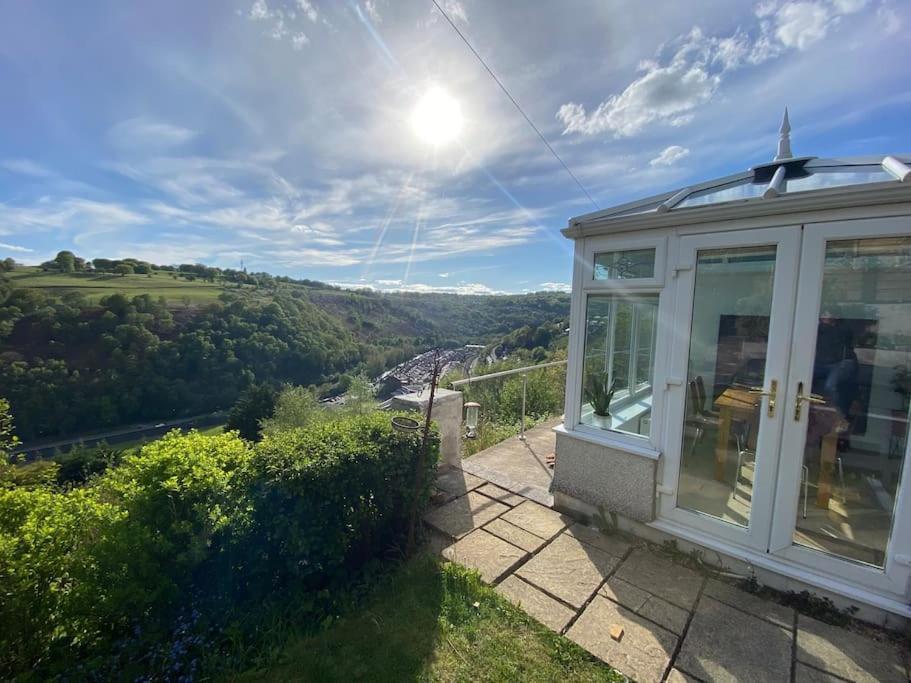 Willa The Crest Hillside Retreat With Hot Tub Abertillery Zewnętrze zdjęcie